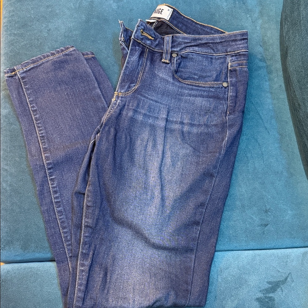 PAIGE Indigo Women's Blue Jeans